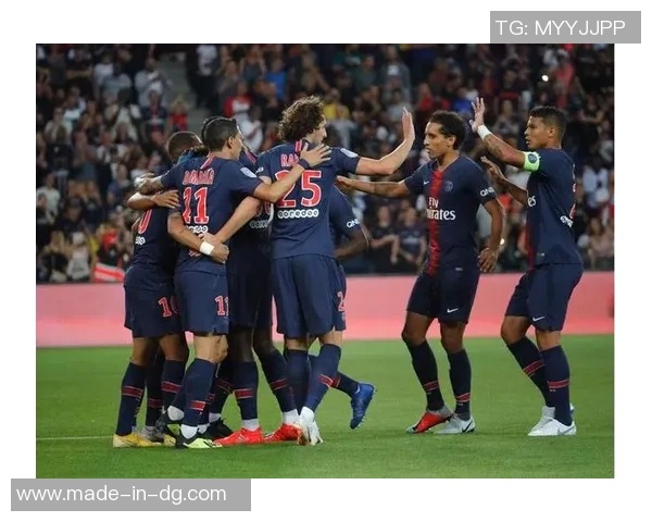 巴黎足球对阵卡昂的精彩对决揭示了法甲联赛的激烈竞争与球队实力的较量